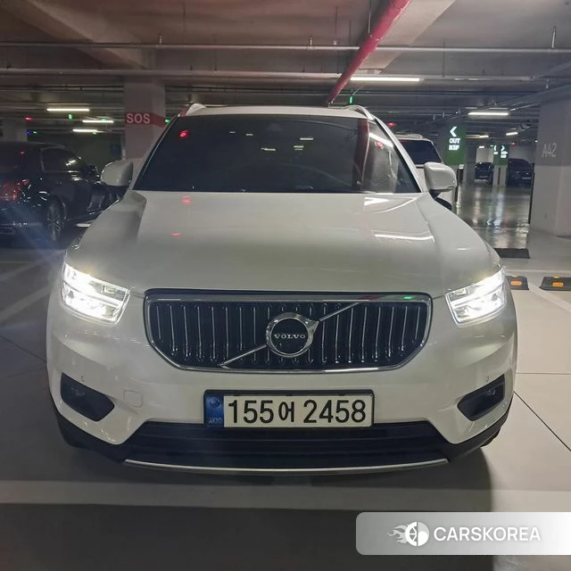 Volvo XC40 2021 Белый из Кореи