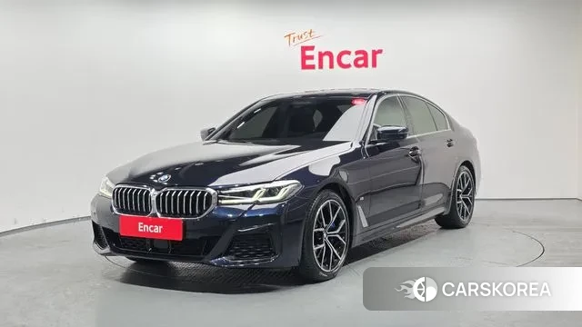 BMW 5 Series (G30) 2022 Черный из Кореи