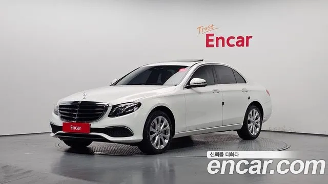 Mercedes-Benz E-Class W213 2019 Белый из Кореи