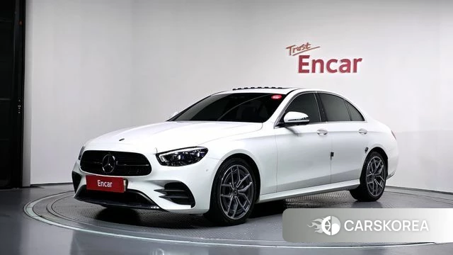 Mercedes-Benz E-Class W213 2020 Белый из Кореи