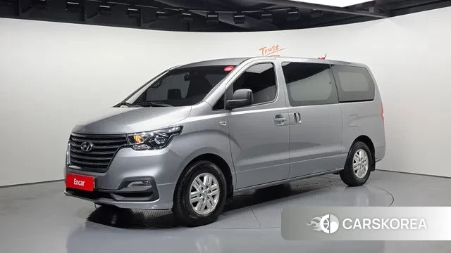 Hyundai The New Grand Starex 2020 Серебристо-серый из Кореи