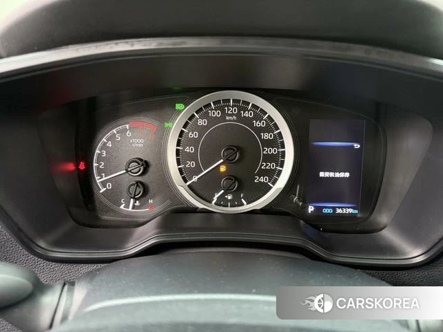 Toyota Corolla 2022 Белый из Китая