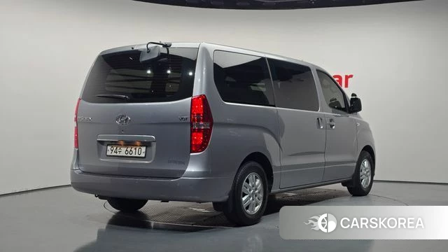 Hyundai The New Grand Starex 2021 Серый из Кореи