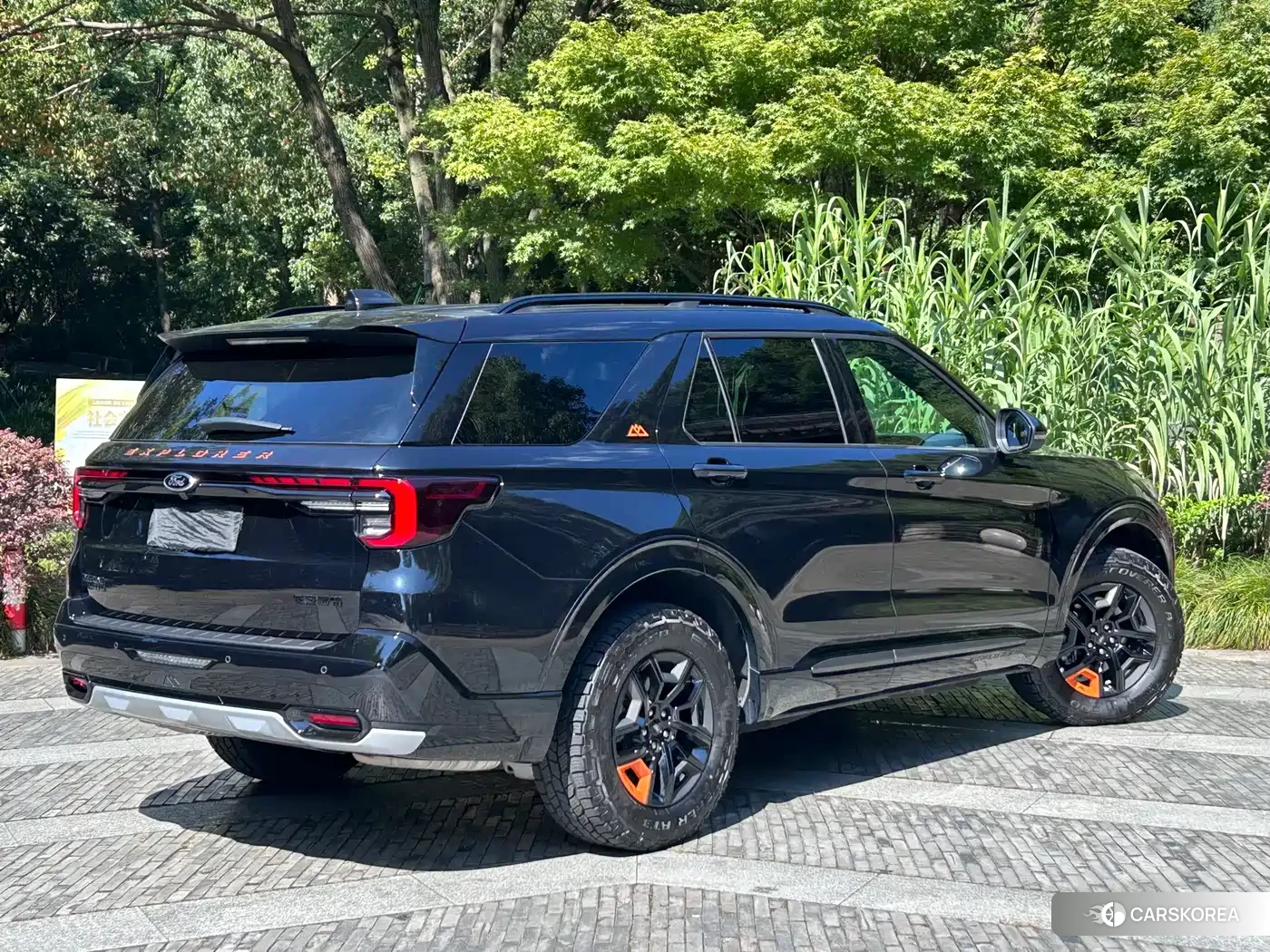 Ford Explorer 2026 Черный из Китая