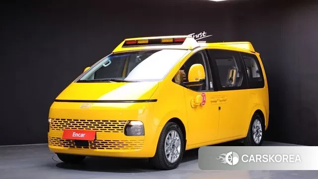 Hyundai Staria 2024 Желтый из Кореи