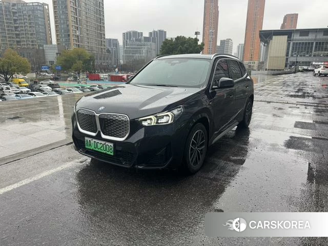 BMW iX1 2024 Черный из Китая