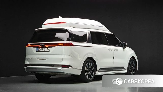 Kia Carnival 4th generation 2023 Белый из Кореи
