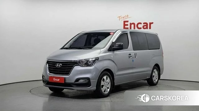 Hyundai The New Grand Starex 2018 Серебристо-серый из Кореи
