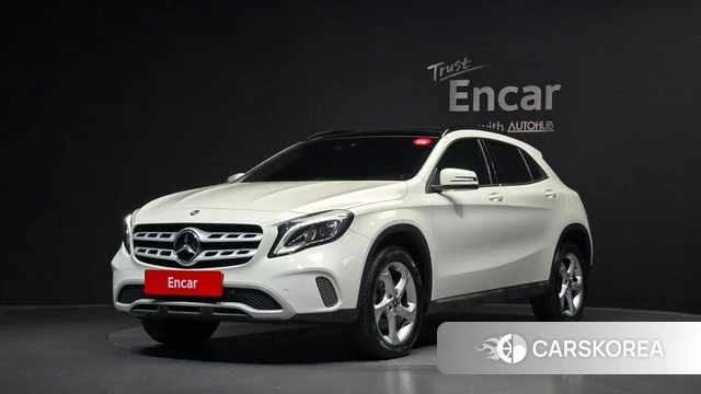 Mercedes-Benz GLA-Class X156 2018 Белый из Кореи