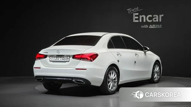 Mercedes-Benz A-Class W177 2020 Белый из Кореи