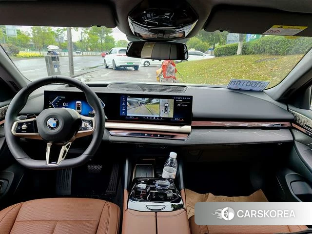 BMW 5 series 2025 Белый из Китая