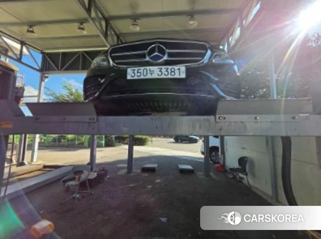Mercedes-Benz E-Class W213 2019 Черный из Кореи