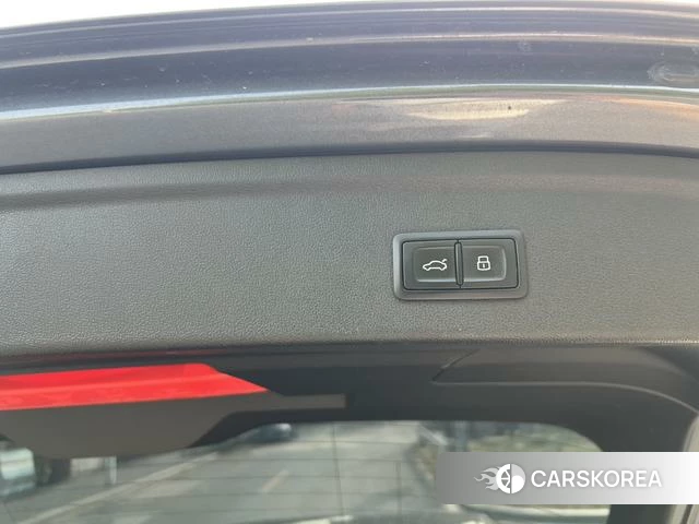 Audi A3 2021 Темно-серый из Китая