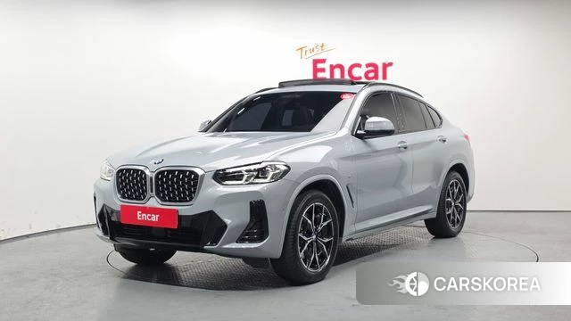 BMW X4 (G02) 2024 Светло-серебряный цвет из Кореи