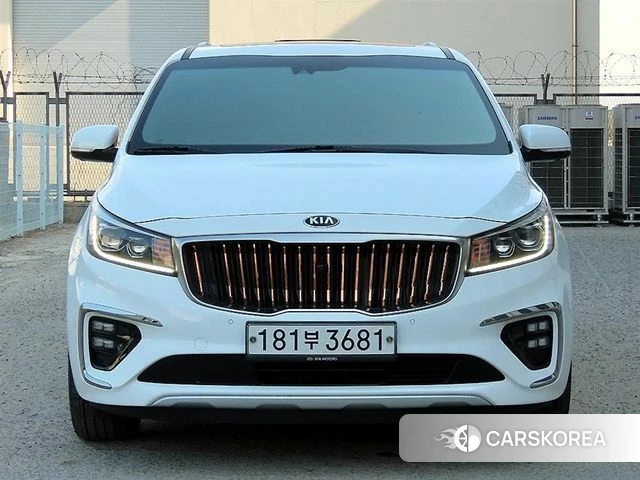 Kia The New Carnival 2019 Белый из Кореи
