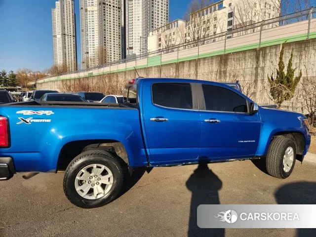 Chevrolet (GM Daewoo) Real New Colorado 2021 Синий из Кореи
