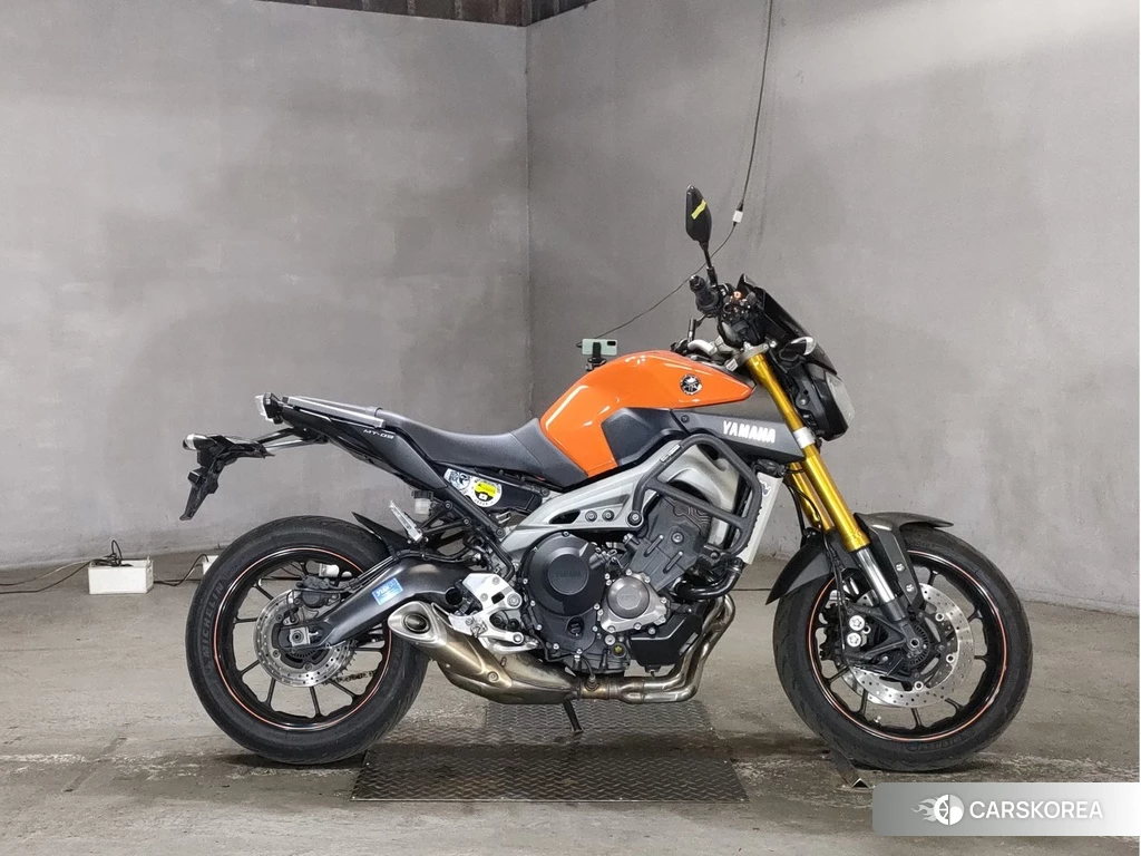 Проданный Yamaha MT-09 id 4176002 из Японии