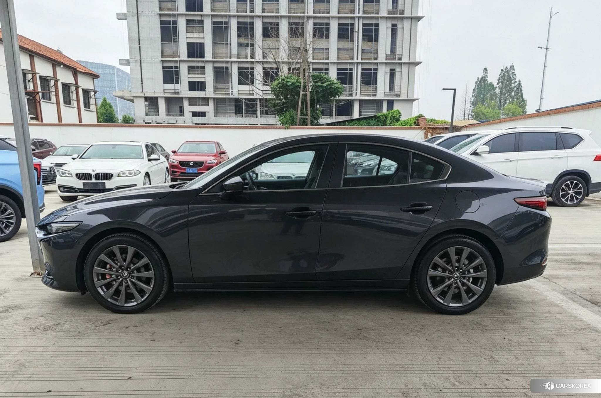 Mazda 3 Angkesaila 2022 Темно-серый из Китая