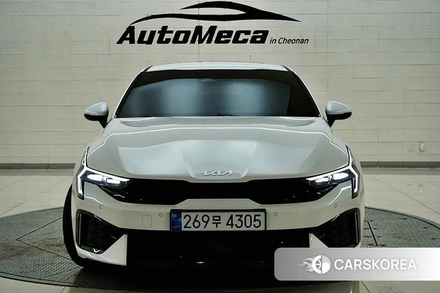Kia The New K5 3rd generation 2024 Белый из Кореи