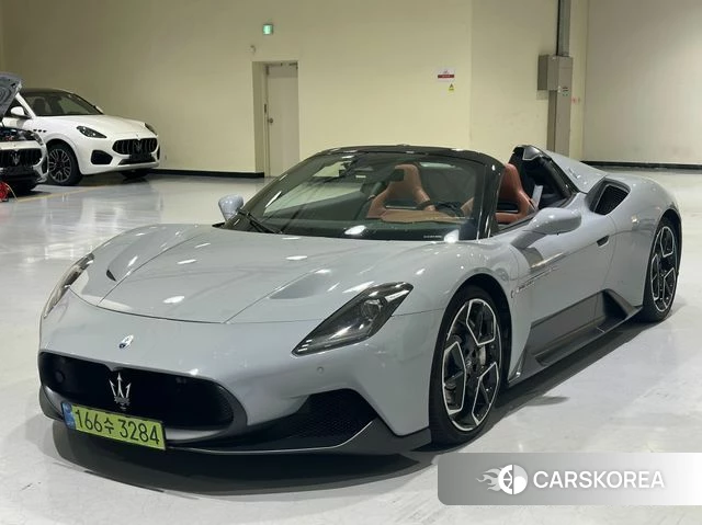 Maserati MC20 2023 Небесно-голубой из Кореи