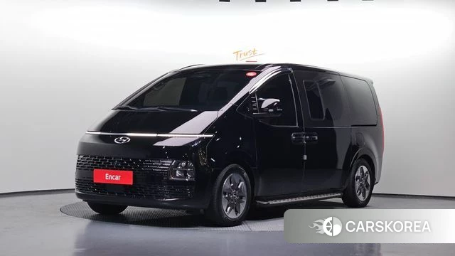 Hyundai Staria 2023 Черный из Кореи