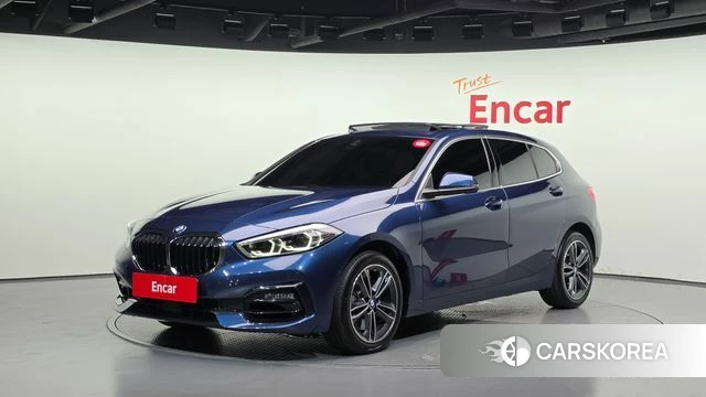 BMW 1 Series (F40) 2023 Синий из Кореи