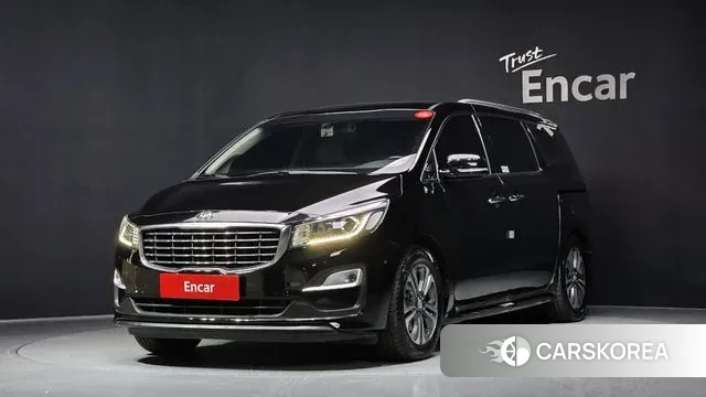 Kia The New Carnival 2018 Черный из Кореи