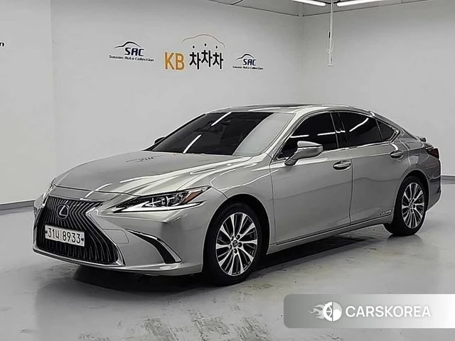 Lexus ES300h 7th generation 2018 Серый из Кореи