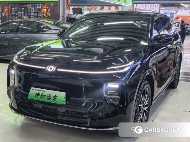 Changan Qiyuan Q07 2025 Черный из Китая