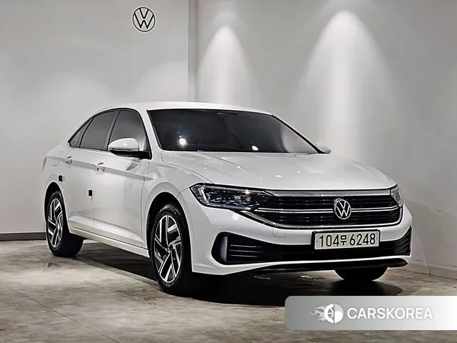 Volkswagen 7th Generation of Jetta 2023 Белый из Кореи
