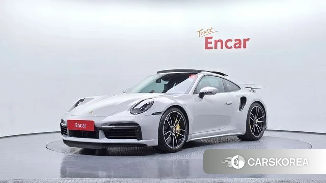 Porsche 911(992) 2022 Серебристо-серый из Кореи