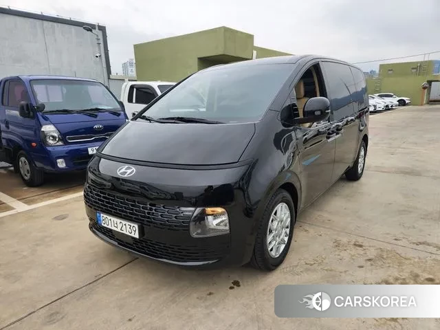 Hyundai Staria 2023 Черный из Кореи