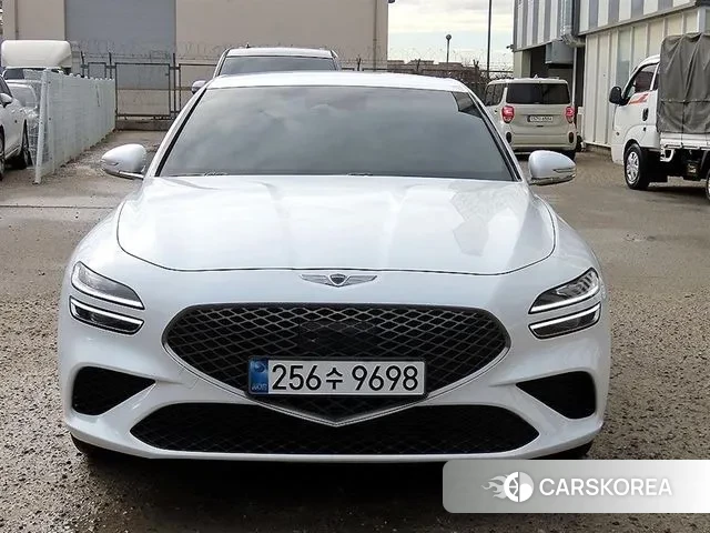 Genesis The New G70 2021 Белый из Кореи