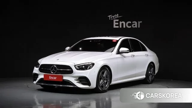 Mercedes-Benz E-Class W213 2023 Белый из Кореи