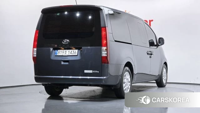 Hyundai Staria 2023 Серый из Кореи