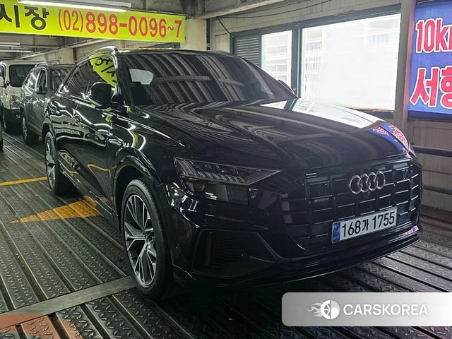 Audi Q8 (4M) 2022 Черный из Кореи