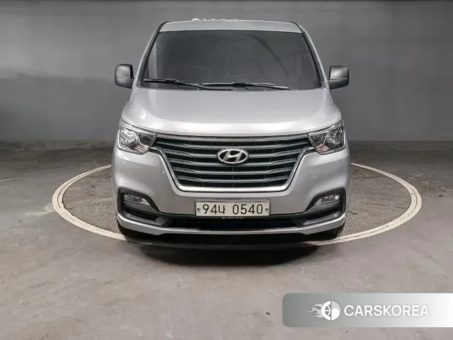 Hyundai The New Grand Starex 2020 Серый из Кореи
