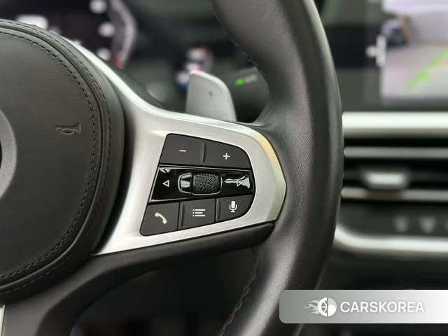 BMW 3 series 2022 Черный из Китая