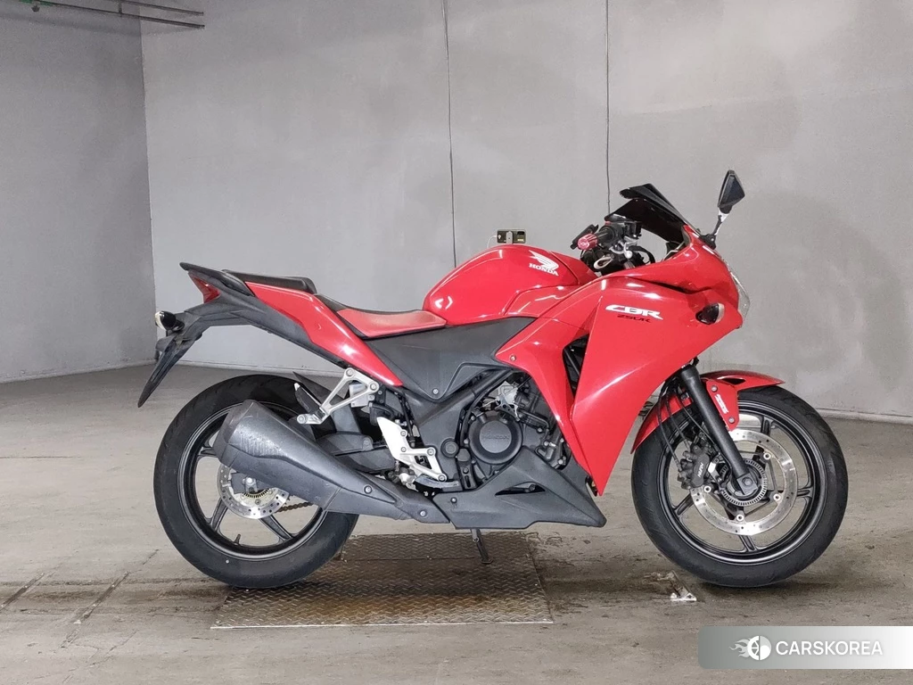 Проданный Honda CBR250R 2013 из Японии, фото 2