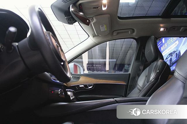 Volvo XC90 2018 Белый из Китая