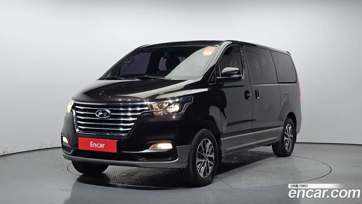 Hyundai The New Grand Starex 2018 Коричневый из Кореи