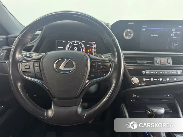 Lexus ES 2022 Шампань из Китая