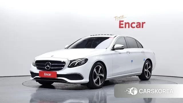 Mercedes-Benz E-Class W213 2020 Белый из Кореи