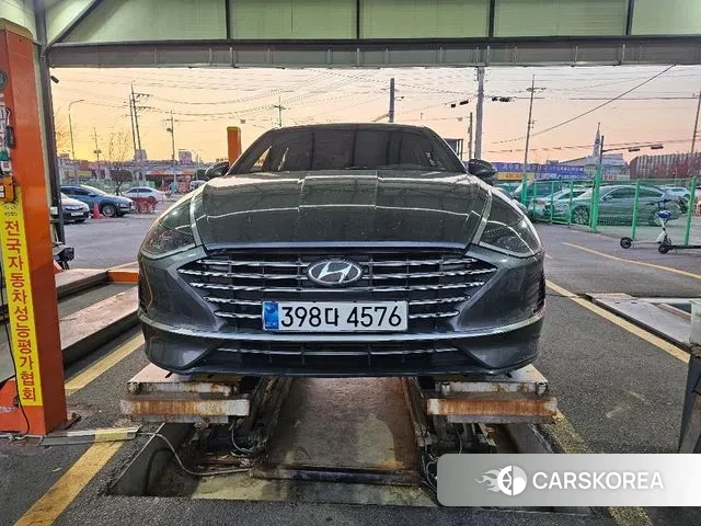 Hyundai Sonata Hybrid (DN8) 2020 Серый из Кореи