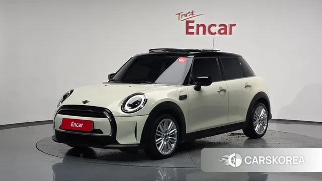 Mini Cooper 2021 Жемчужный цвет из Кореи