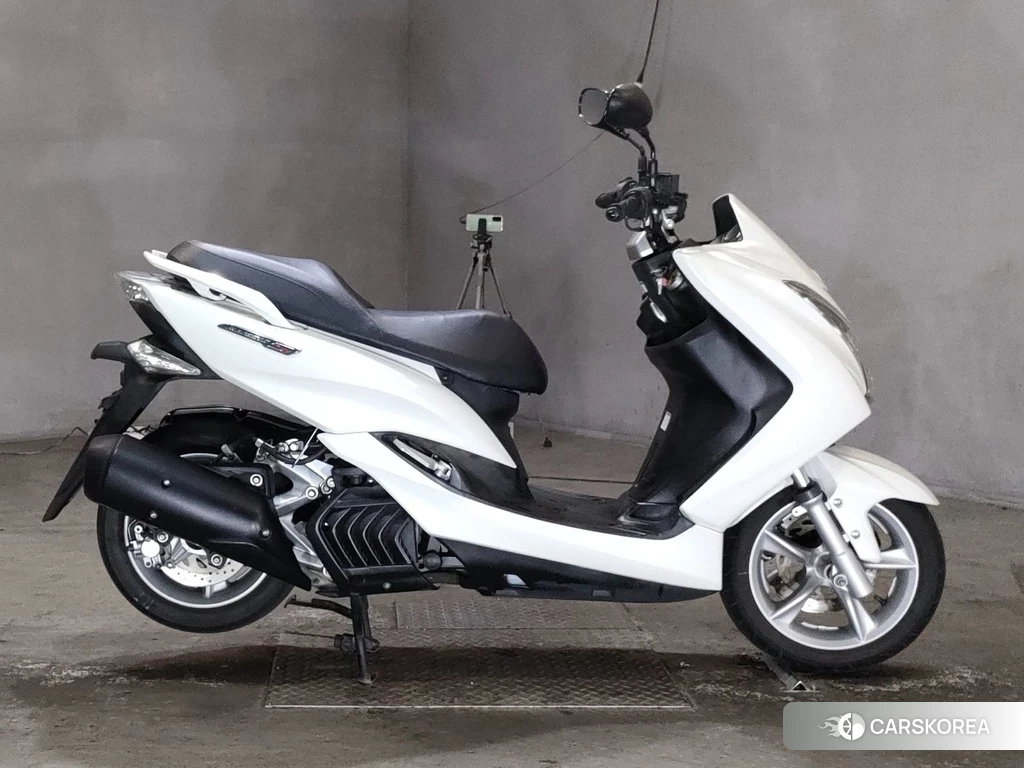 Проданный Yamaha MAJESTY 155S 2014 из Японии, фото 2