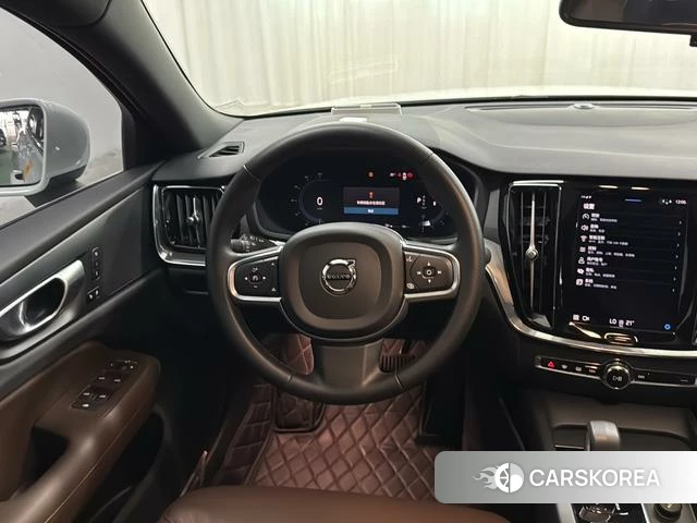 Volvo S60 2024 Белый из Китая