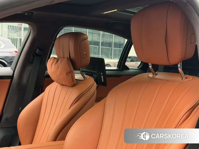 Mercedes-Benz S-class 2023 Черный из Китая