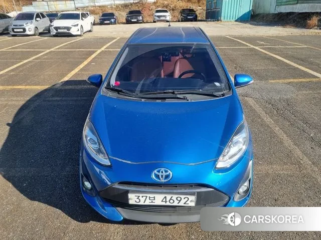 Toyota Prius C 2018 Синий из Кореи