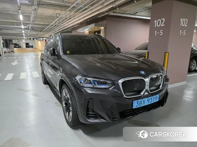 BMW iX3 2024 Серый из Кореи